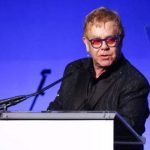 انتشار کتاب شرح زندگی التون جان