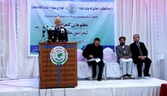 شورای صلح و نجات افغانستان خواهان برقراری آتش بس در کشور شد