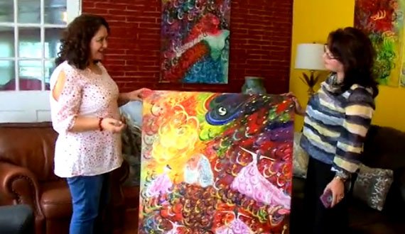 لیلا با حرف “ع” نقاشی می‌کند