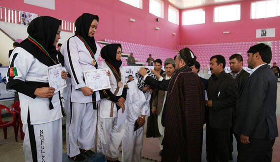 ۳۰ ورزشکار به تیم ملی نیوفول کانتاکت دعوت شد