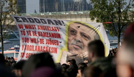 تظاهرات گسترده علیه اردوغان در کلن آلمان