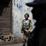 نیروهای دولتی هند مانع رساندن خدمات طبی به زخمیان در کشمیر شدند