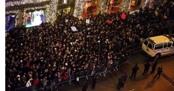 اعتراض‌های گسترده کوریایی ها مبنی بر استعفای رییس‌جمهوری در آستانه سال نو میلادی