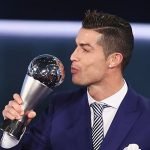 کریس‌رونالدو به عنوان مرد سال ۲۰۱۶ فیفا برگزیده شد