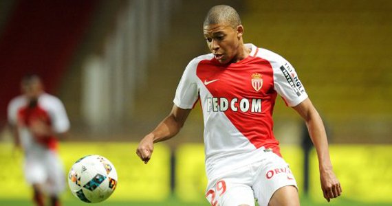 صدرنشین لوشامپیونه فرانسه متوقف شد