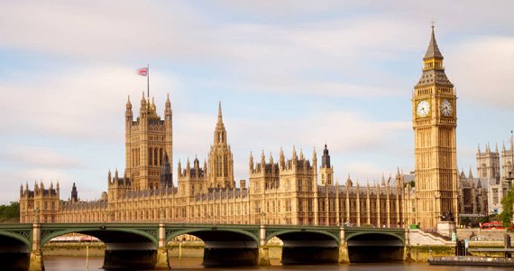 بریتانیا برای تنش زدایی میان کابل-اسلام آباد پا پیش گذاشت