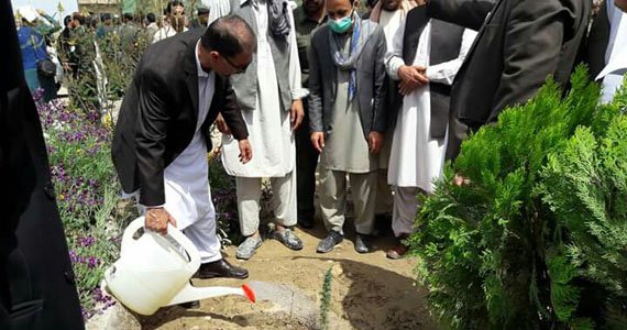 جشن دهقان با رقص و پایکوبی دهقانان در نیمروز تجلیل شد