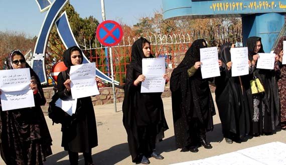 تجمع اعتراضی زنان در پیوند به نکوهش خیابان آزاری در هرات
