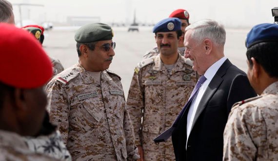 وزیر دفاع امریکا در عربستان: مذاکرات صلح در یمن آغاز شود