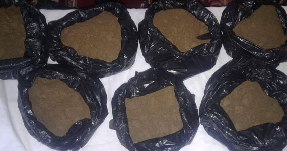 پولیس فراه یک فرد را به ظن قاچاق مواد مخدر بازداشت کرد