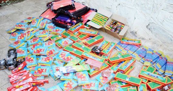 پولیس هرات مانع فروش پتاقی و وسایل خطرناک دیگر در روزهای عید می‌شود