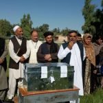 اخذ آزمون ورودی برای جذب پرستار و قابله در ولایت فراه