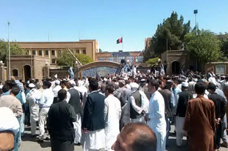 دومین روز اعتراض شهروندان هرات به ترور جعفر توکلی