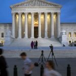 خواست ترامپ برای وضع محدویت سفر برای اتباع چند کشور تایید شد