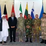 والی هرات با فرمانده مرکزی قوای آمریکا دیدار کرد