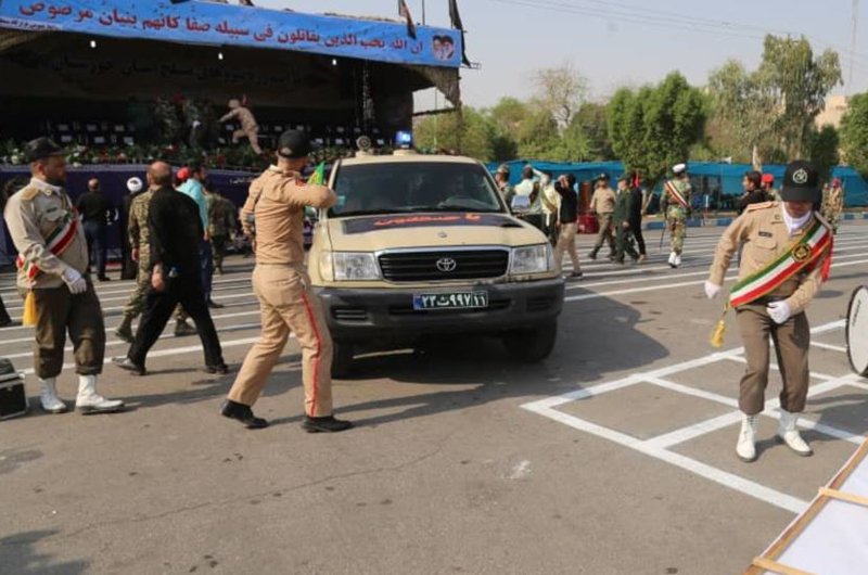 حمله بر رژه نظامی در ایران ۱۰ کشته و ۲۱ زخمی بر جای گذاشت