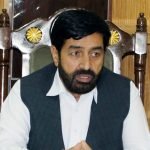 والی هلمند ایران و پاکستان را متهم به حمایت از پیکار جویان طالب کرد