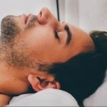خواب‌های آخر هفته عمر را کوتاه می‌کند