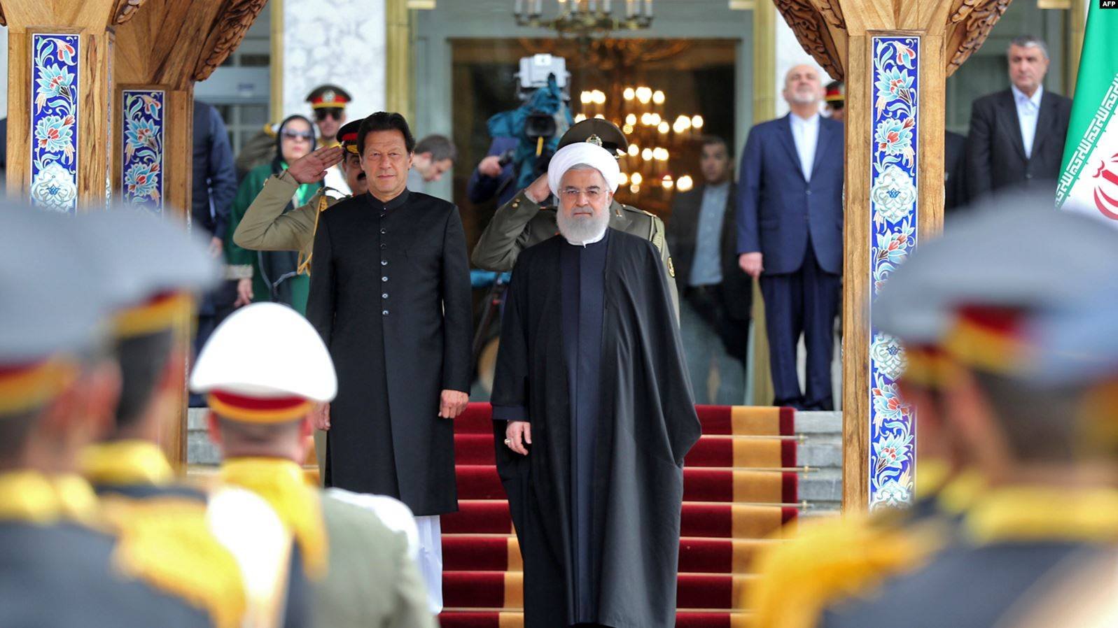 عمران خان به تهران رفت