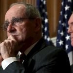 سناتوران آمریکایی در نتایج تلاش‌های خلیل‌زاد در صلح افغانستان تردید دارند