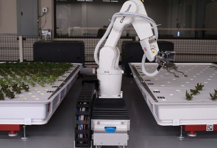 ربات کشاورز بزودی وارد بازار می شود