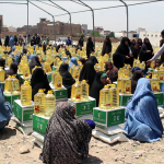 عربستان سعودی به خانواده‌های آواره در هرات کمک کرد