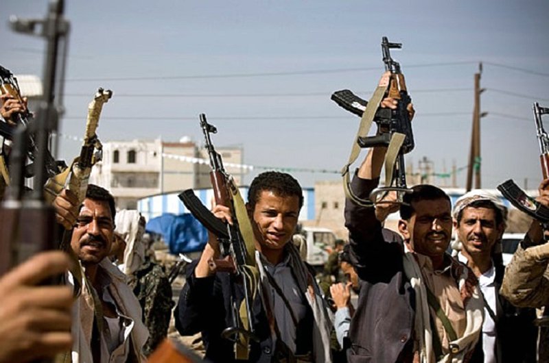 حوثی‌ها به انبار مهماتی در عربستان حمله کردند