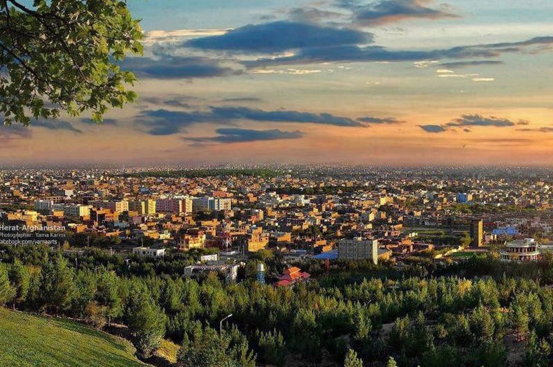 هشدار اداره برق هرات: برق خانه‌های غیر قانونی قطع خواهد شد