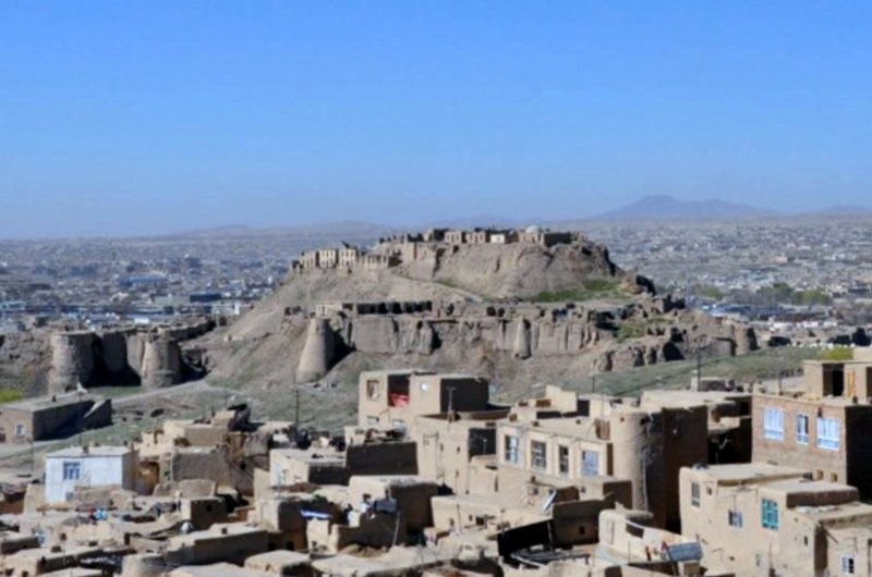 قسمتی از بنای «قلعه غزنین» در ولایت غزنی فرو ریخت