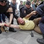 مسکو صدای معترضان به حذف اپوزیسیون‌های روسیه را خفه می‌‌کند