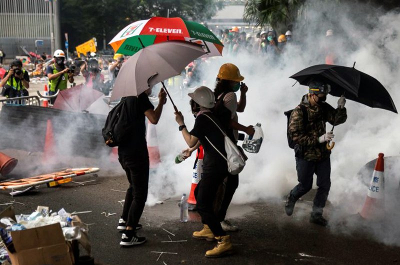 نتیجه مثبت اعتراض‌ها در هنگ کنگ؛ لایحه استرداد مظنونان لغو شد