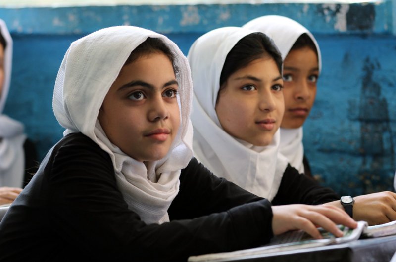 استفاده از دانش‌آموزان و کودکان در کارزارهای انتخاباتی در افغانستان ممنوع اعلام شد