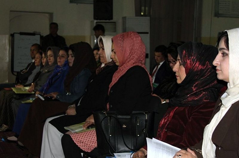 فعالان حقوق زن در ولایت بلخ بر حضور زنان در مذاکرات صلح تاکید دارند