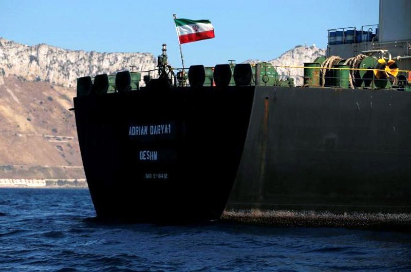 ادعای جدید پمپئو؛ نفتکش ایرانی پس از خروج از جبل‌الطارق به سمت سوریه می‌رود