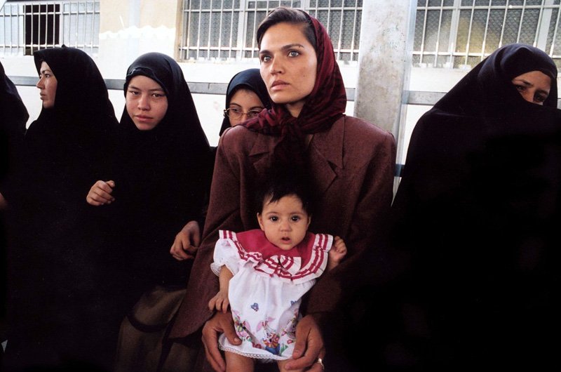 شمار زیادی از پناهجویان افغان دارای اسناد اقامتی نیستند و در معرض اخراج قرار دارند