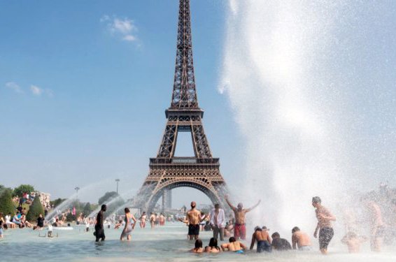 فرانسه در آتش، گرمای طاقت‌فرسا بیش از ۱۴۰۰ کشته بر جای گذاشت