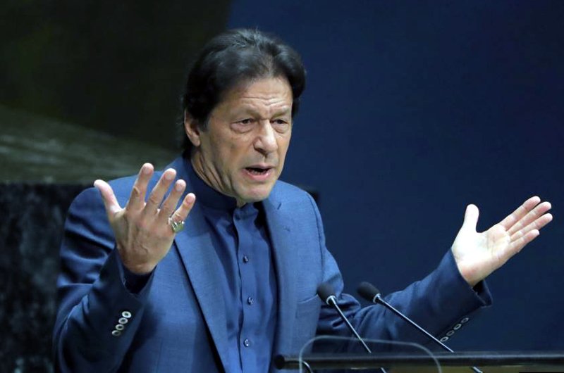 عمران خان نسبت به آغاز جنگ تمام عیار میان هند و پاکستان هشدار می‌دهد