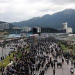موج اعتراض‌ها در هنگ کنگ، معترضان فرودگاه هنگ کنگ را دچار اختلال کردند