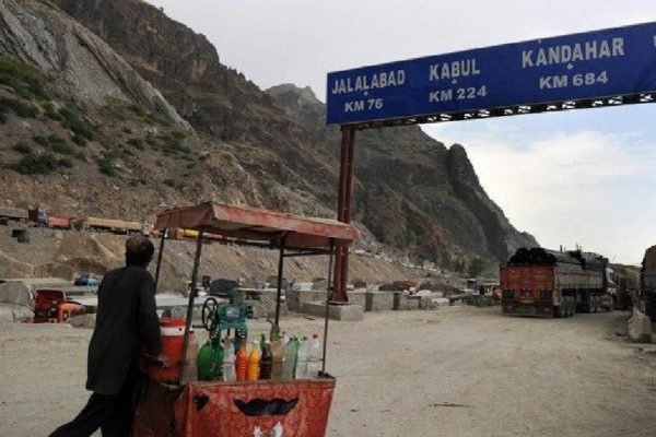 تجارت افغانستان و  پاکستان به صورت آزمایشی ۲۴ ساعته شد