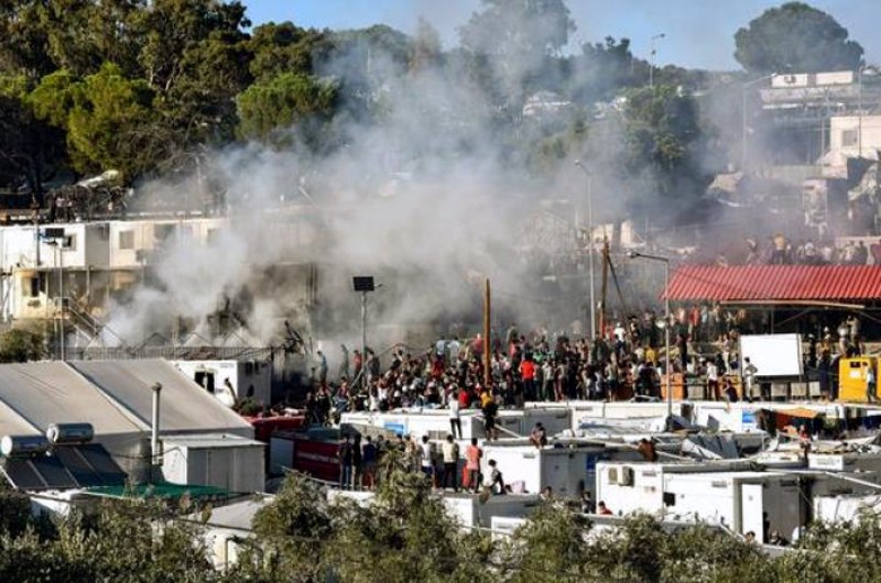 شورش پناهجویان در کمپی در یونان، یک مادر و فرزندش را به کام مرگ کشاند
