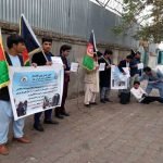 فعالان مدنی در برابر سفارت ایران در کابل دست به تظاهرات زدند