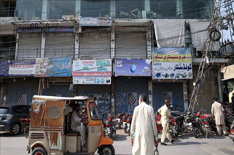 افزایش مالیات در پاکستان اعتصاب بازرگانان را به دنبال داشت