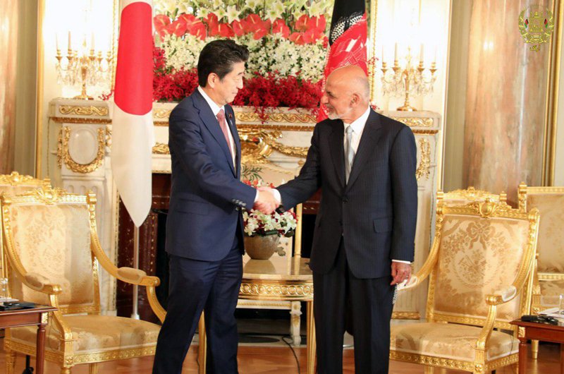 اشرف غنی ژاپن را به سرمایه‌گذاری روی معادن افغانستان دعوت کرد