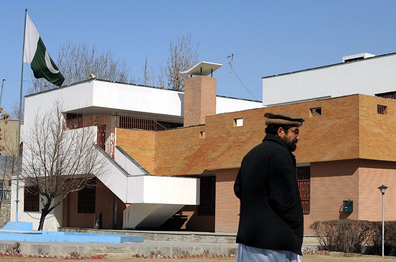 پاکستان بخش کنسولی سفارت خود را در کابل مسدود کرد