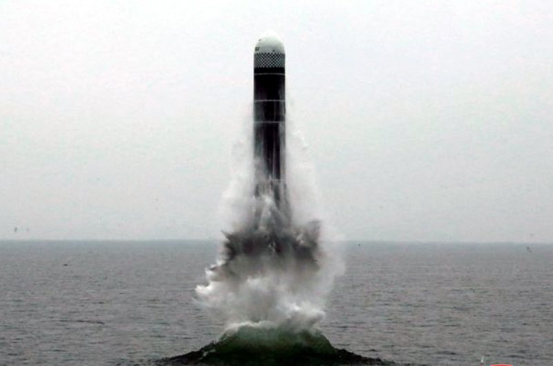 کره شمالی به آزمایش یک موشک کوتاه برد از یک زیردریایی مهر تصدیق گذاشت