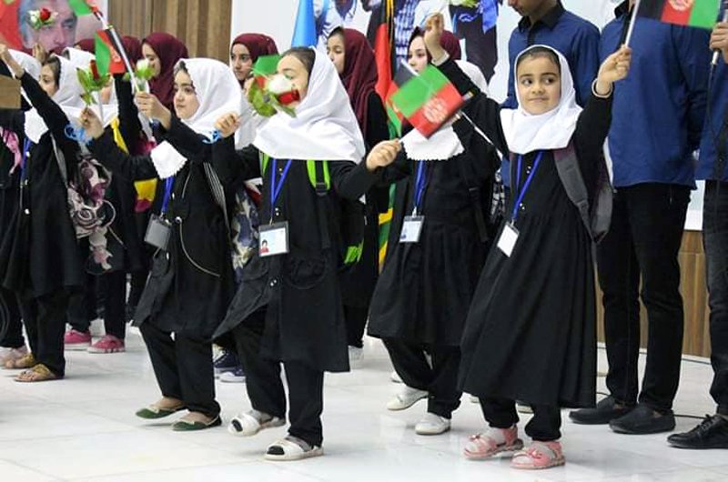 آینده آموزشی افغانستان در آستانه درخشش؛‌ جذب بیش از ۸۰۰ هزار دانش‌آموز در سال جدید