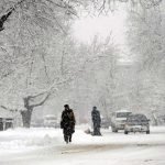 بارش برف در افغانستان شهروندان را غافلگیر کرد