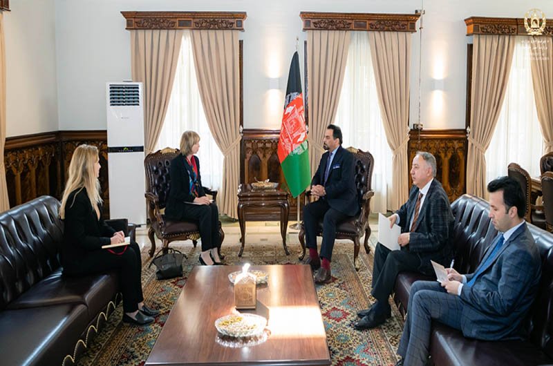 سفیر انگلستان در کابل به ملاقات سرپرست وزارت خارجه رفت